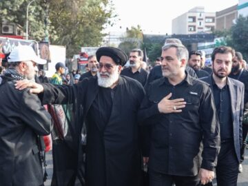 از میدان امام حسین(ع) تا قبله تهران…