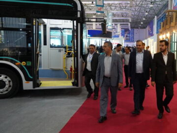 بازدید گودرزی از سومین نمایشگاه بین‌المللی شهر پایدار