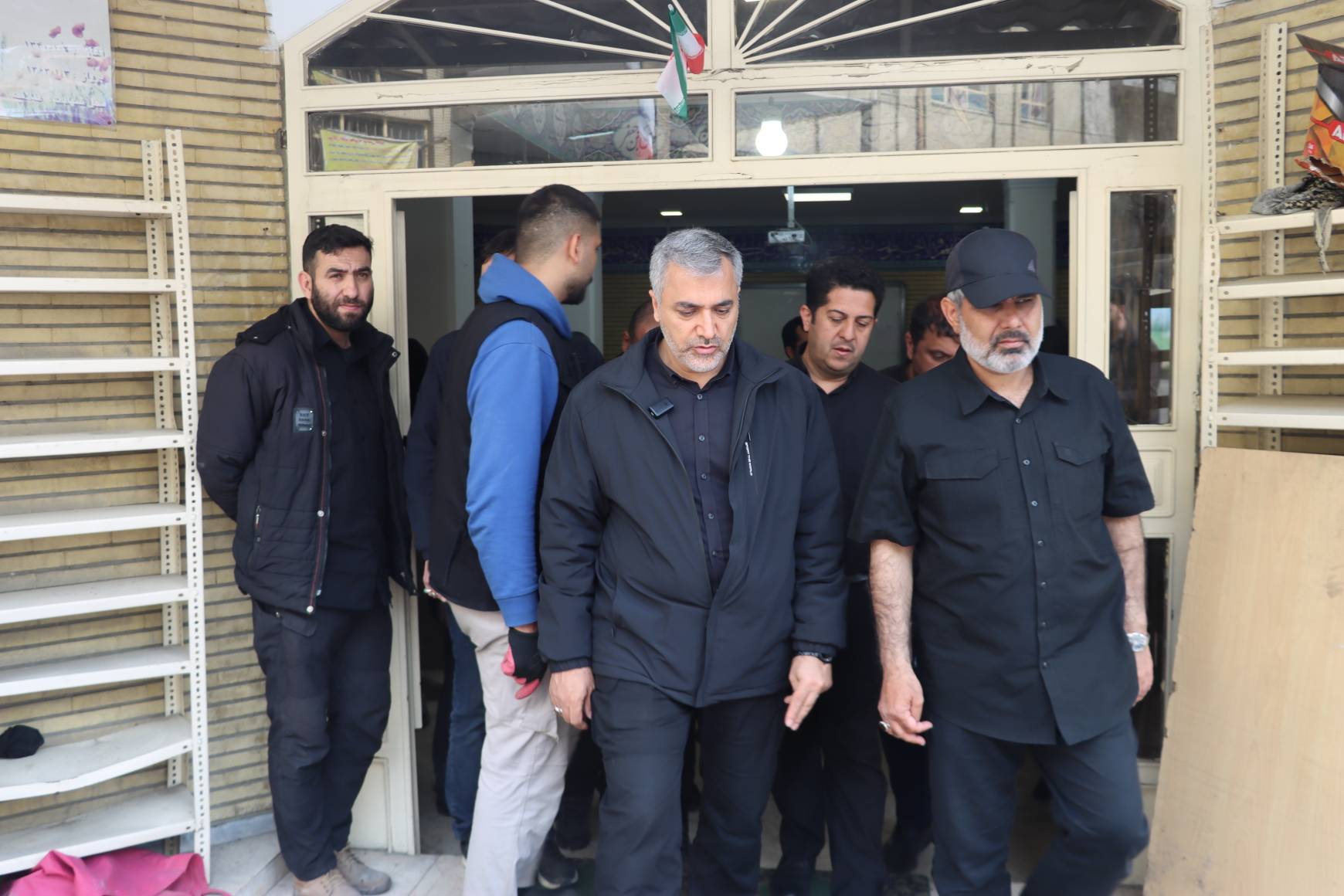 بازدید معاون خدمات شهری از اماکن آسیب دیده