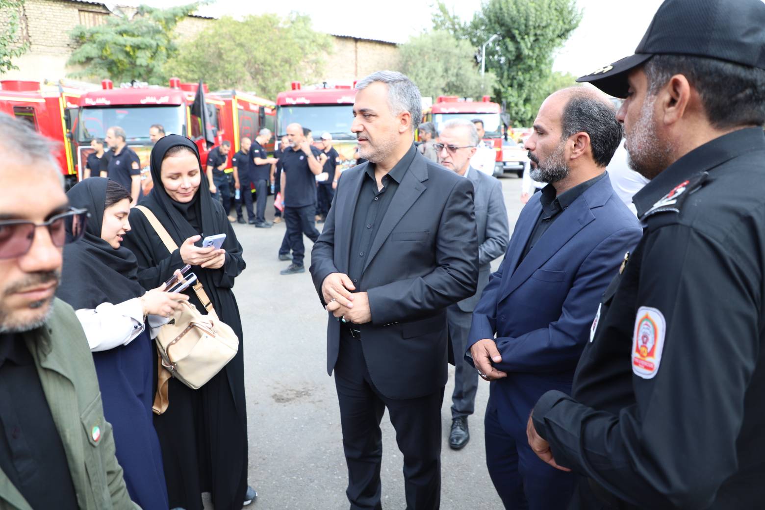 آیین بدرقه خادمان سازمان آتش‌نشانی تهران برای خدمت رسانی